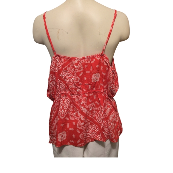JUSTIFY Bandana V Neck Cami Tank Faux Wrap Button Front Top Red Paisley Size 1X - Picture 4 of 10
